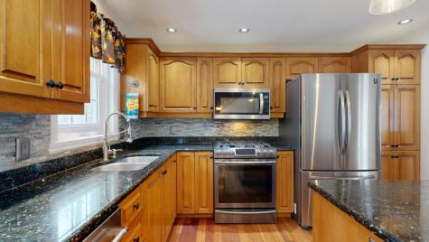 599 Court Street Auburn ME 04210