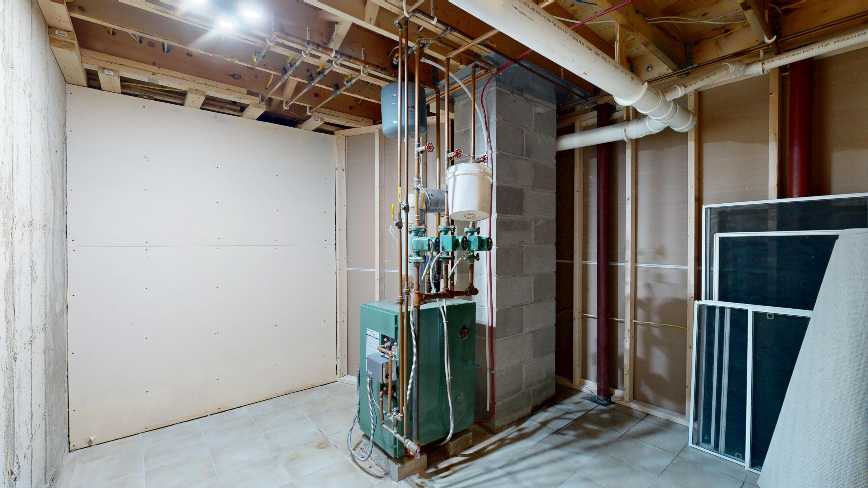 599 Court Street Auburn ME 04210