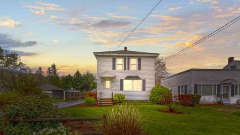 231 Seventh Street Auburn ME 04210