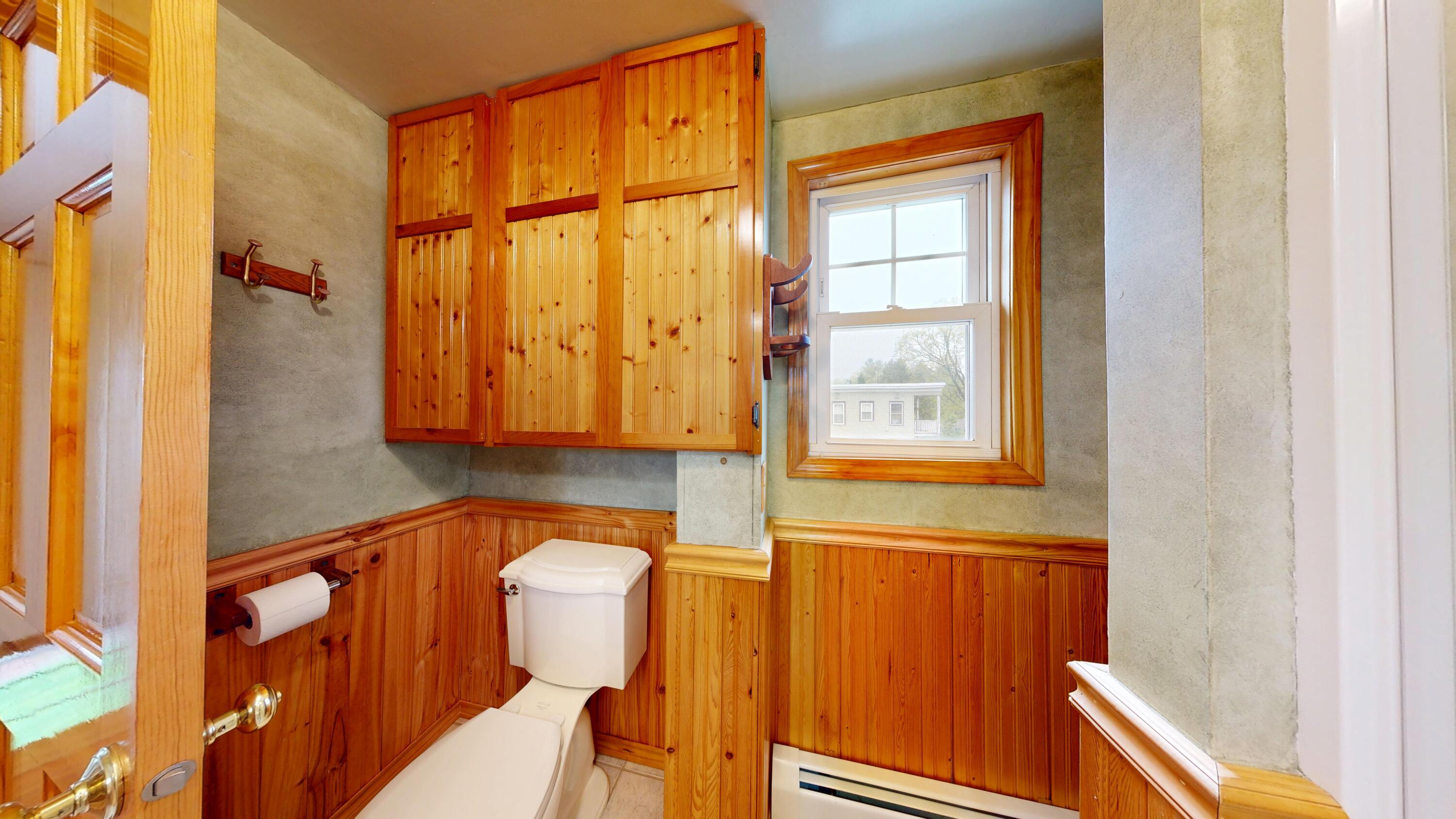 231 Seventh Street Auburn ME 04210