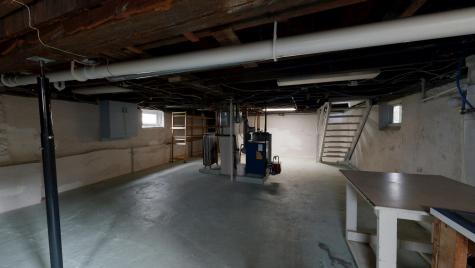 231 Seventh Street Auburn ME 04210