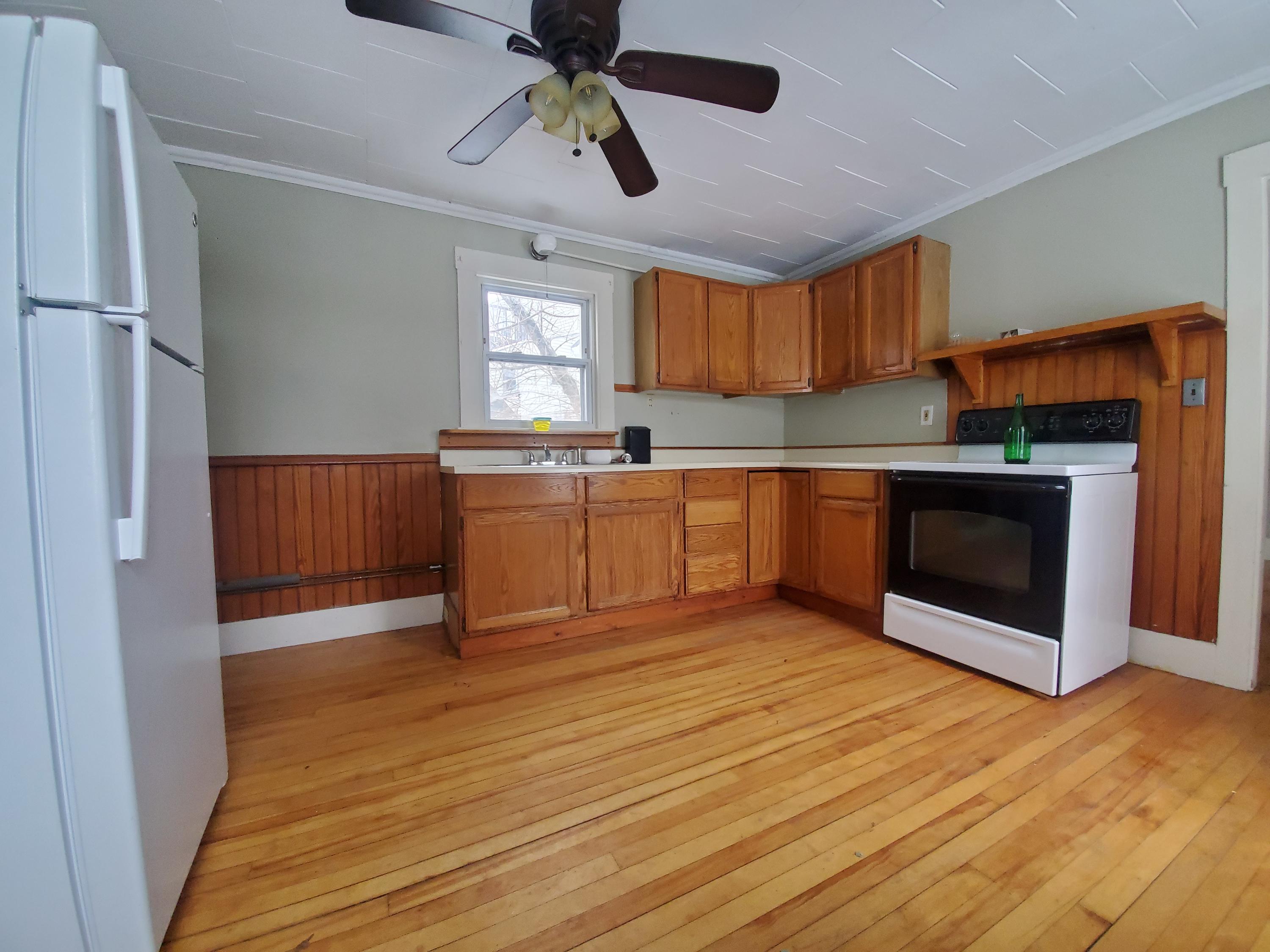 76 Bowdoin Street Winthrop ME 04364