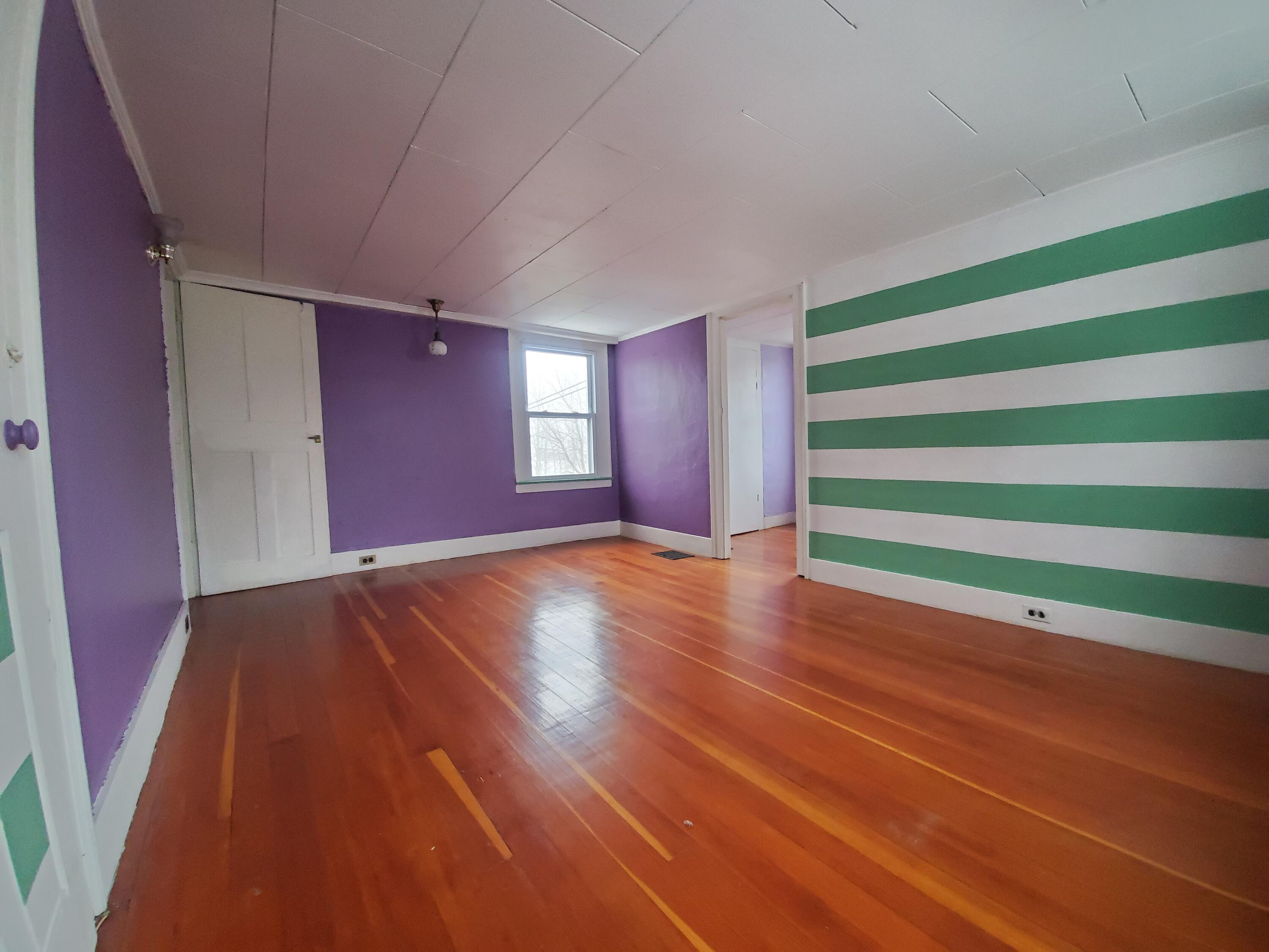 76 Bowdoin Street Winthrop ME 04364