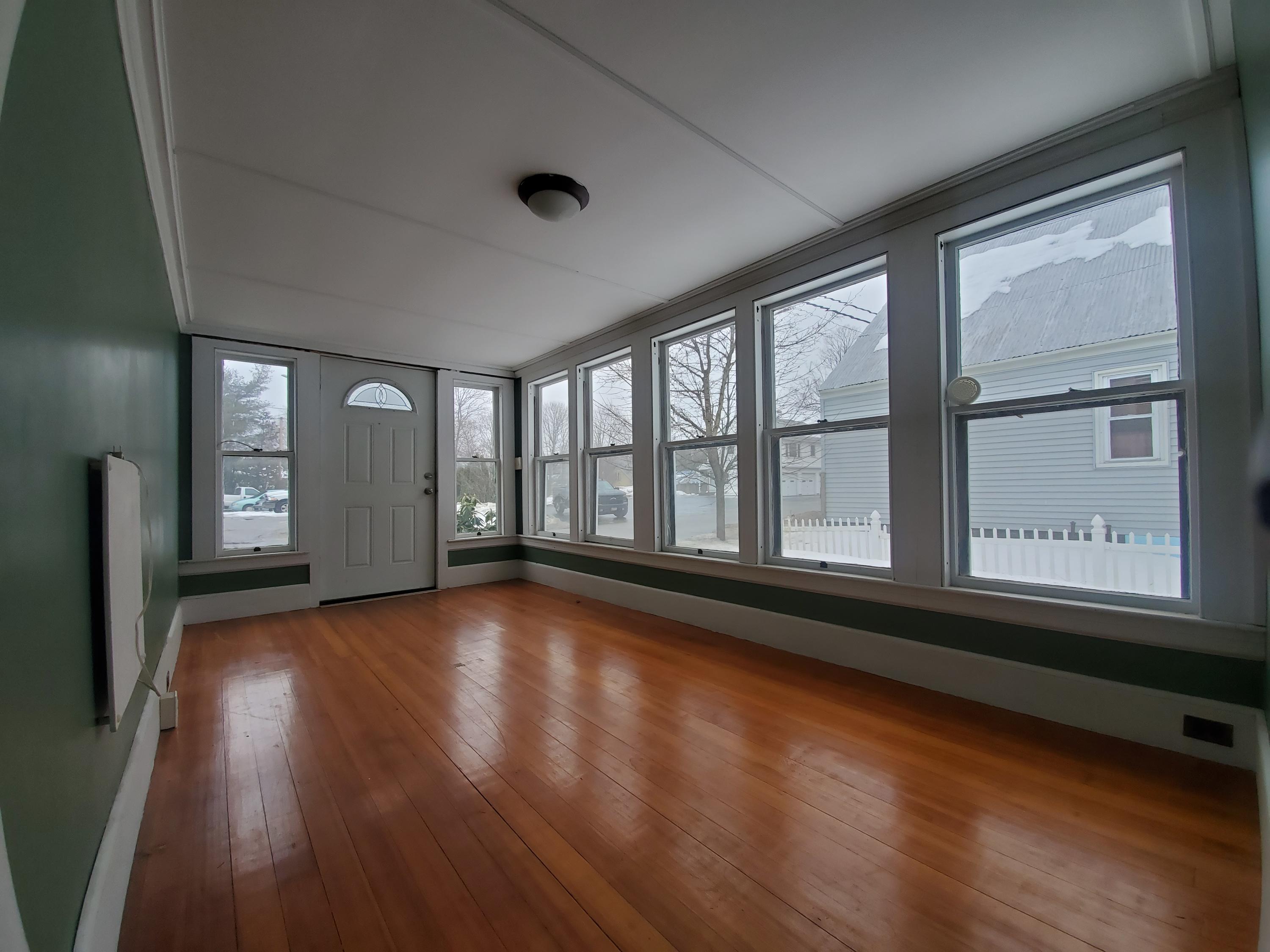 76 Bowdoin Street Winthrop ME 04364