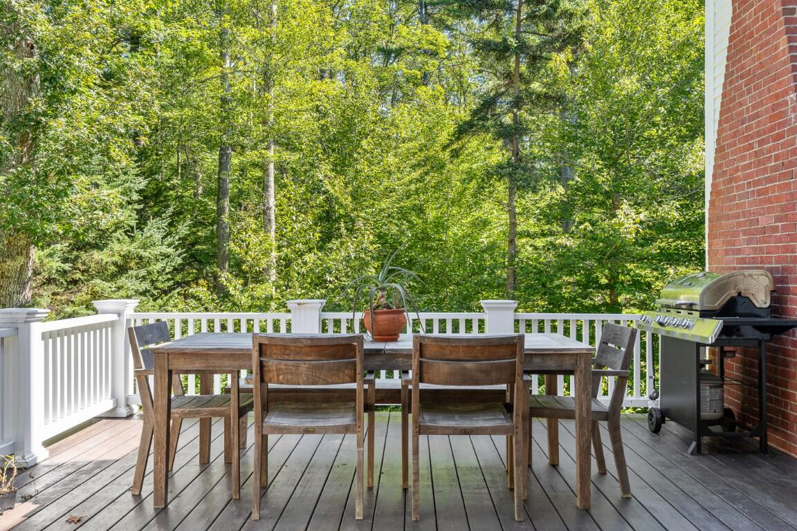 1 Chimes Lane Boothbay Harbor ME 04538
