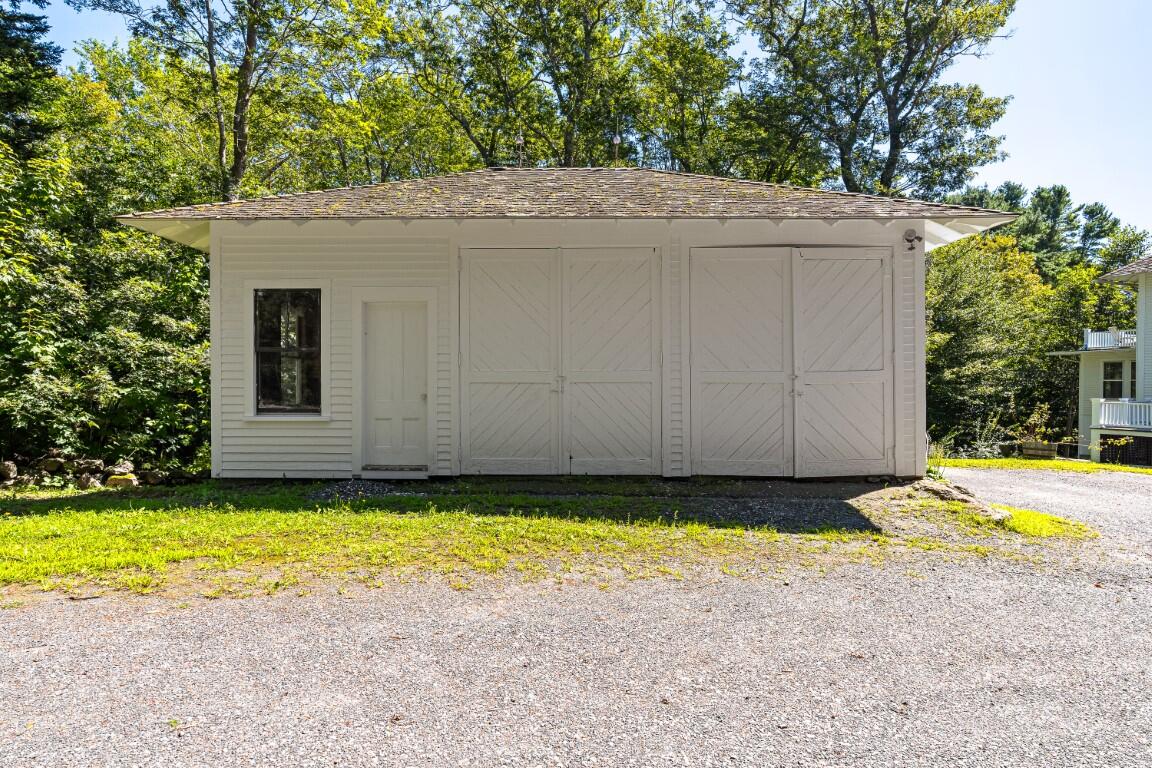 1 Chimes Lane Boothbay Harbor ME 04538