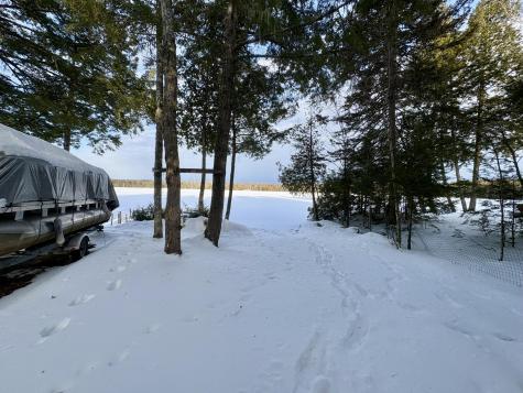 325 Egg Pond Road Lincoln ME 04457