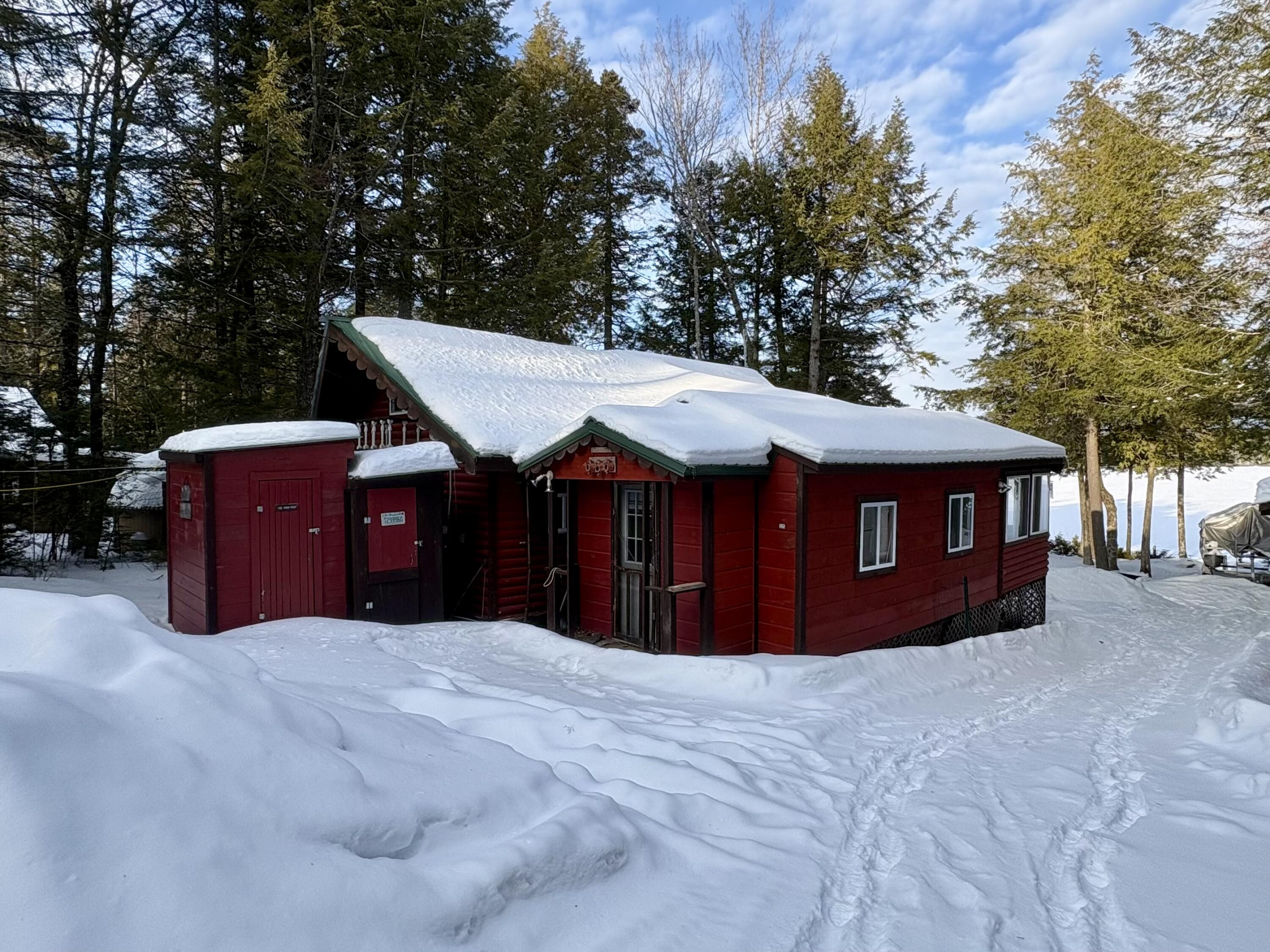325 Egg Pond Road Lincoln ME 04457