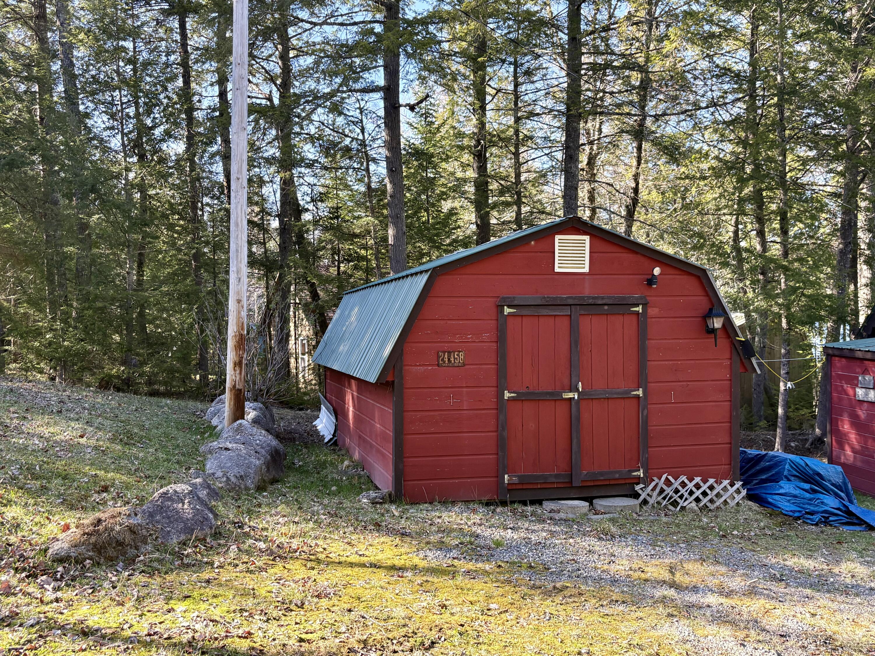 325 Egg Pond Road Lincoln ME 04457