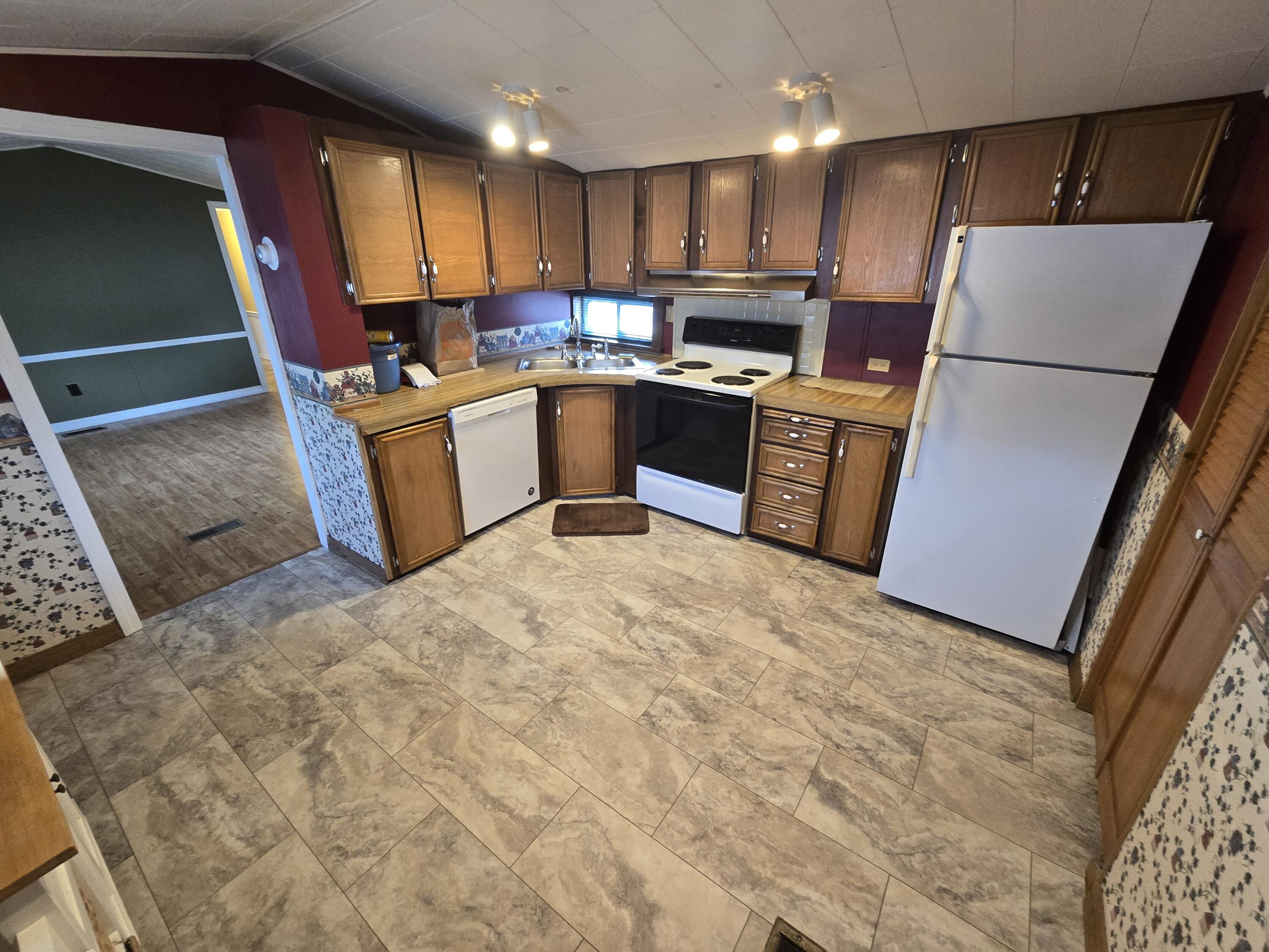 10 E Street Bangor ME 04401