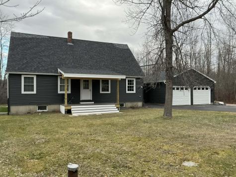 38 Tarybelu Lane China ME 04358