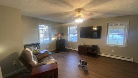 38 Tarybelu Lane China ME 04358