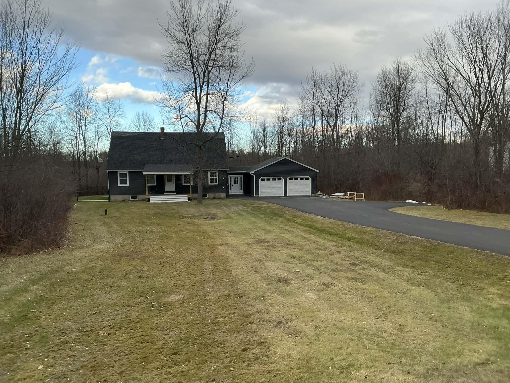 38 Tarybelu Lane China ME 04358