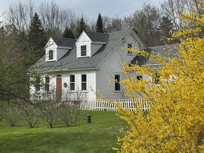 1061 High Street West Gardiner ME 04345
