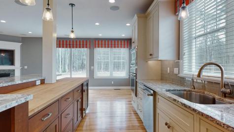 85 Farm View Way Wells ME 04090