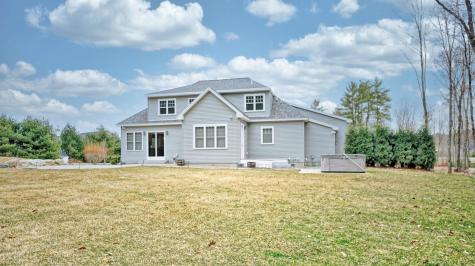 85 Farm View Way Wells ME 04090
