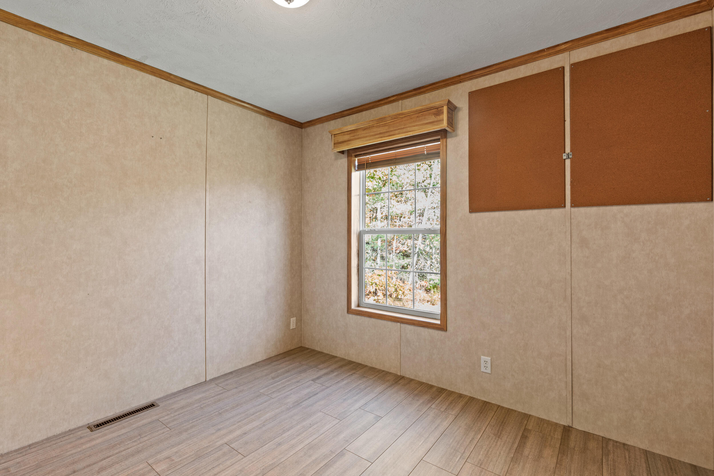 12 Abby Lane New Gloucester ME 04260