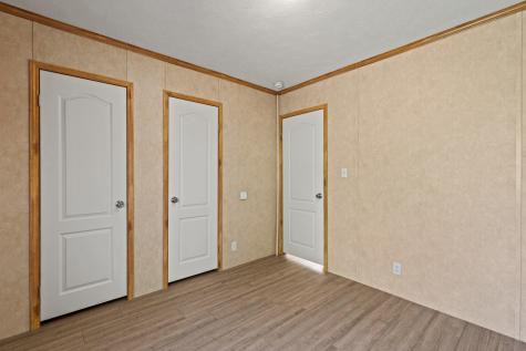 12 Abby Lane New Gloucester ME 04260