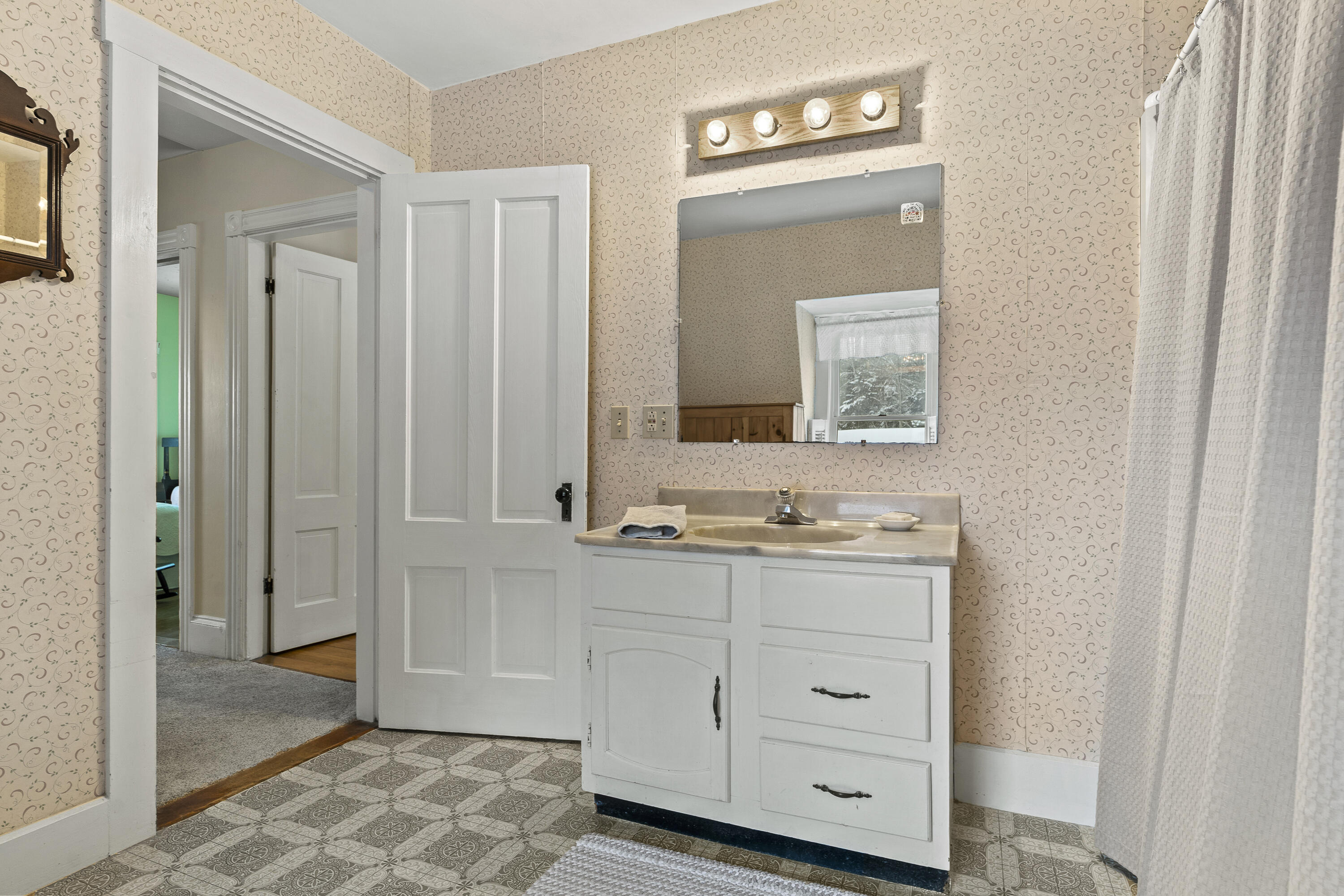 58 Hendricks Hill Road Southport ME 04576