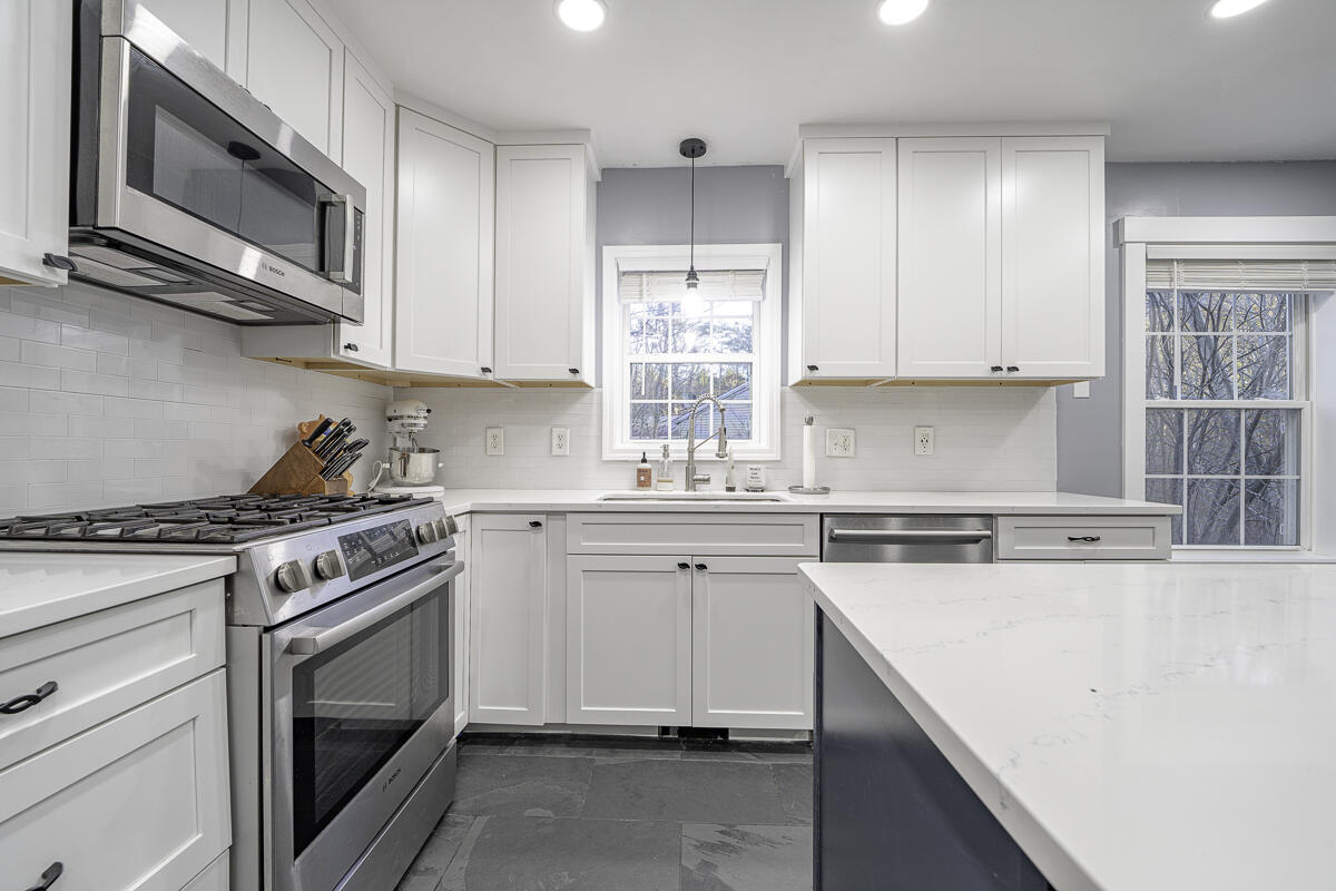 705 River Road Bowdoinham ME 04008