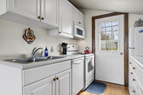 11 Edal Heights Harpswell ME 04003
