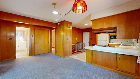 17 Shank Street Lewiston ME 04240