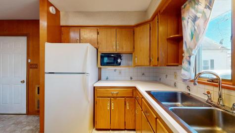 17 Shank Street Lewiston ME 04240