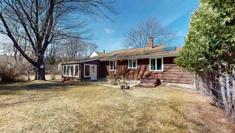 17 Shank Street Lewiston ME 04240