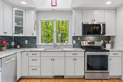 558 River Road Brunswick ME 04011