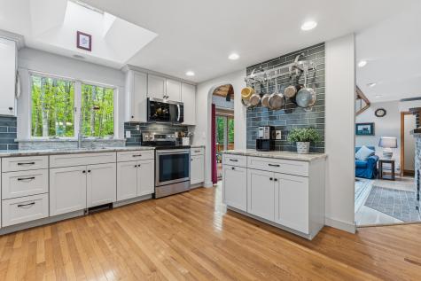 558 River Road Brunswick ME 04011