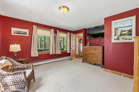 558 River Road Brunswick ME 04011