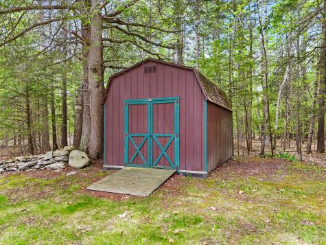 558 River Road Brunswick ME 04011