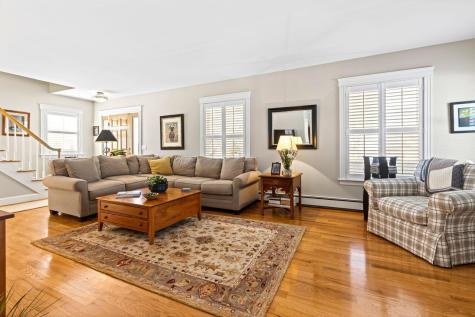 175 Island Avenue Avenue Long Island ME 04050