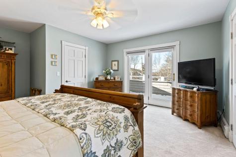 175 Island Avenue Avenue Long Island ME 04050