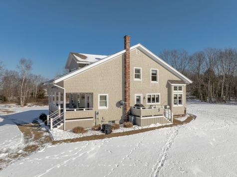 175 Island Avenue Avenue Long Island ME 04050