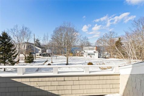 175 Island Avenue Avenue Long Island ME 04050