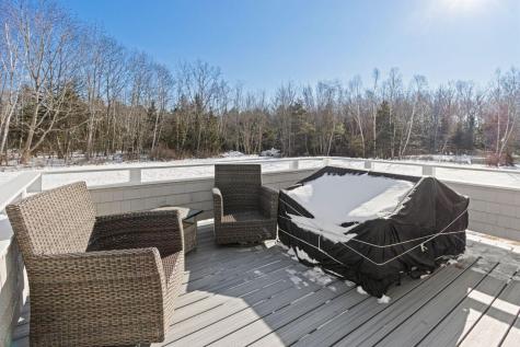 175 Island Avenue Avenue Long Island ME 04050