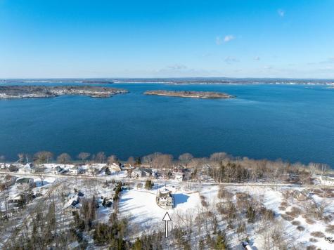 175 Island Avenue Avenue Long Island ME 04050