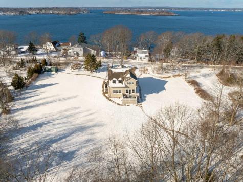 175 Island Avenue Avenue Long Island ME 04050