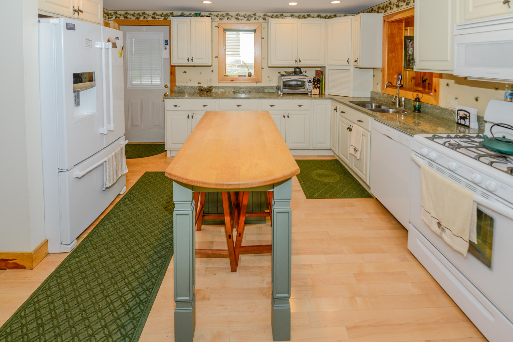 17 Ice House Road Harrison ME 04040