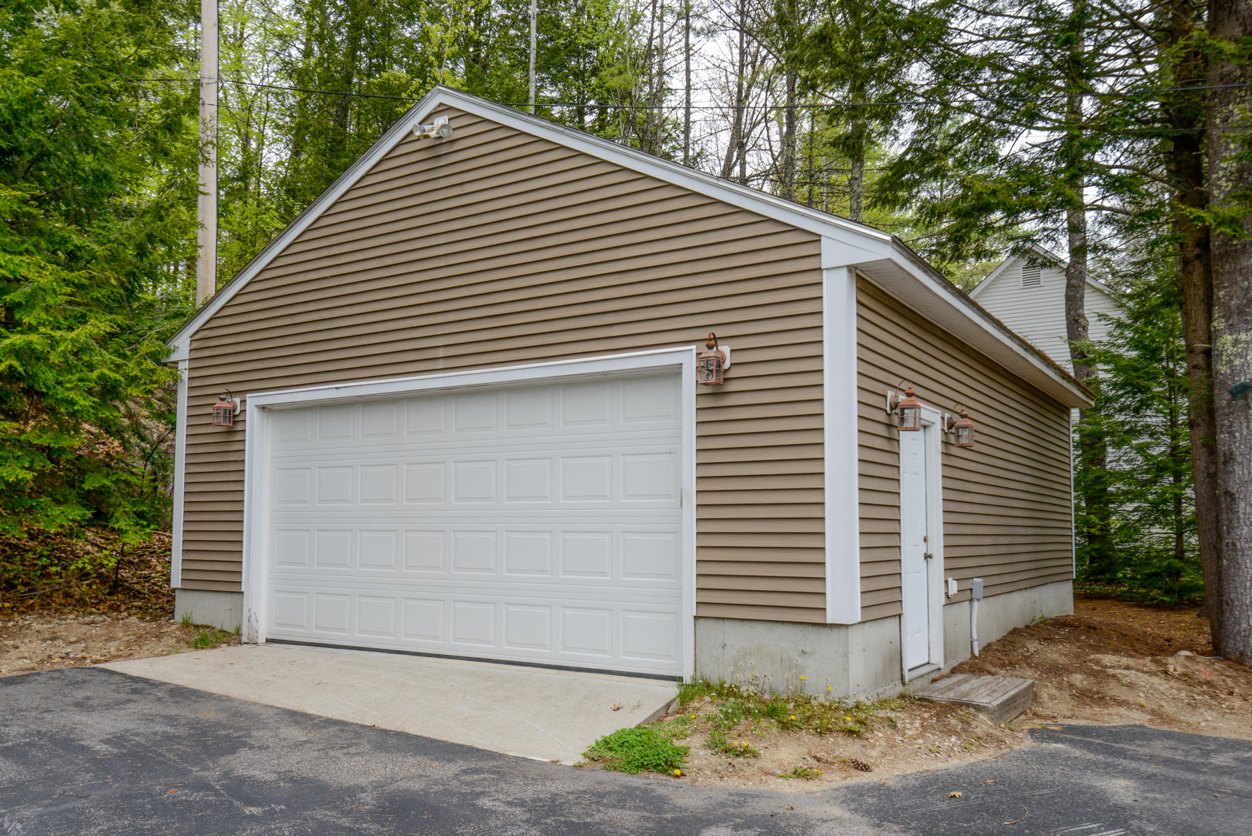 17 Ice House Road Harrison ME 04040