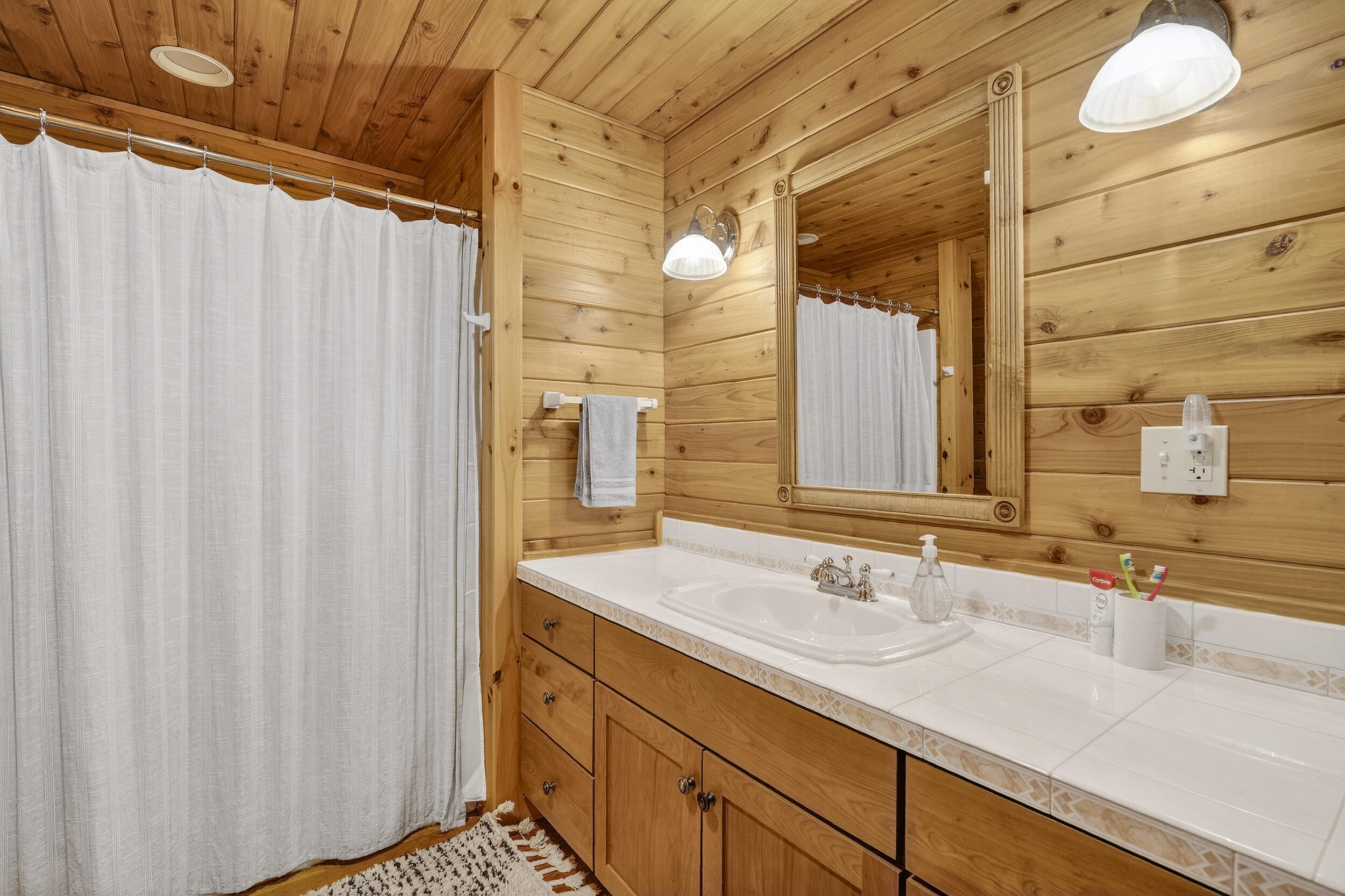 75 Valley View Drive Newry ME 04261