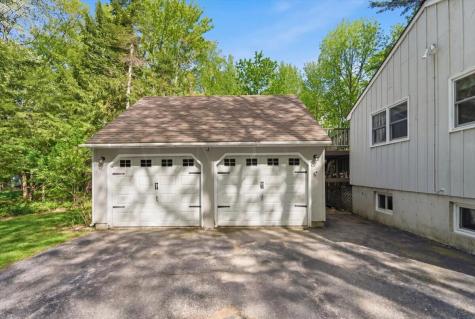 28 Country Acres Monmouth ME 04259