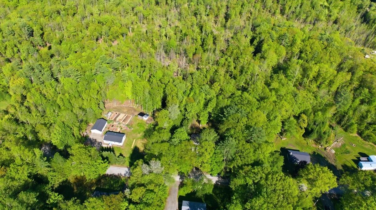 28 Country Acres Monmouth ME 04259