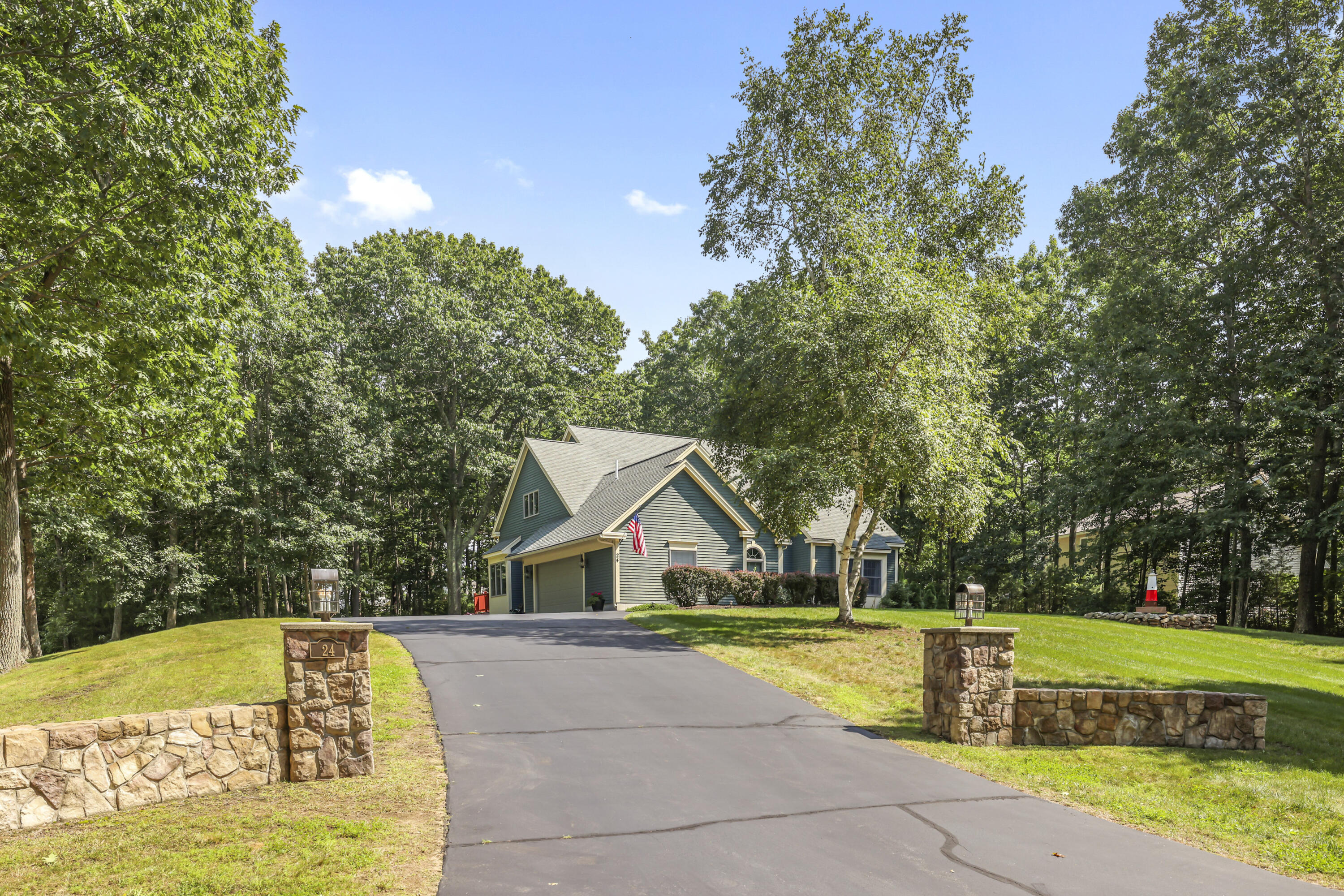 24 Old Kings Highway Ogunquit ME 03907