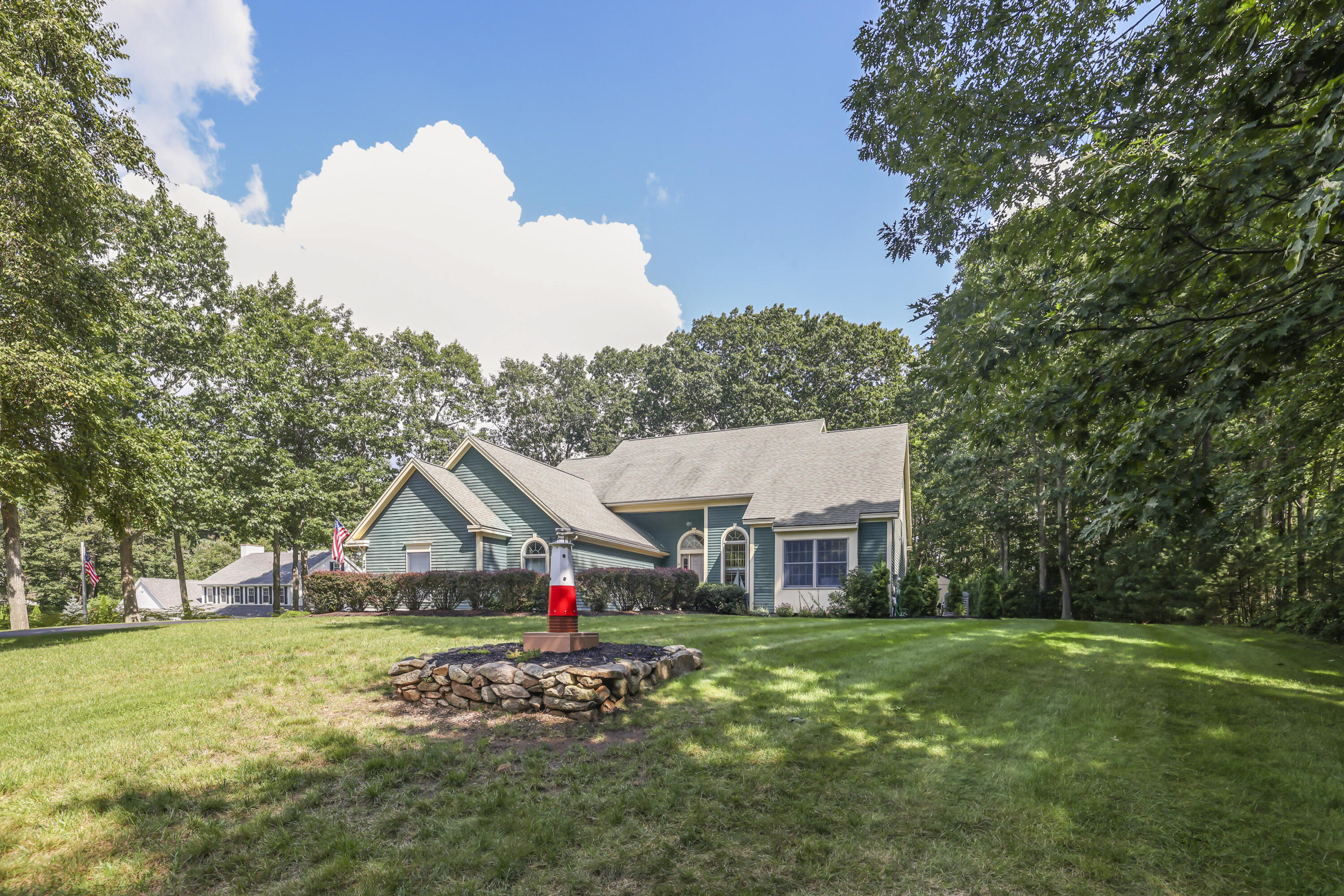 24 Old Kings Highway Ogunquit ME 03907