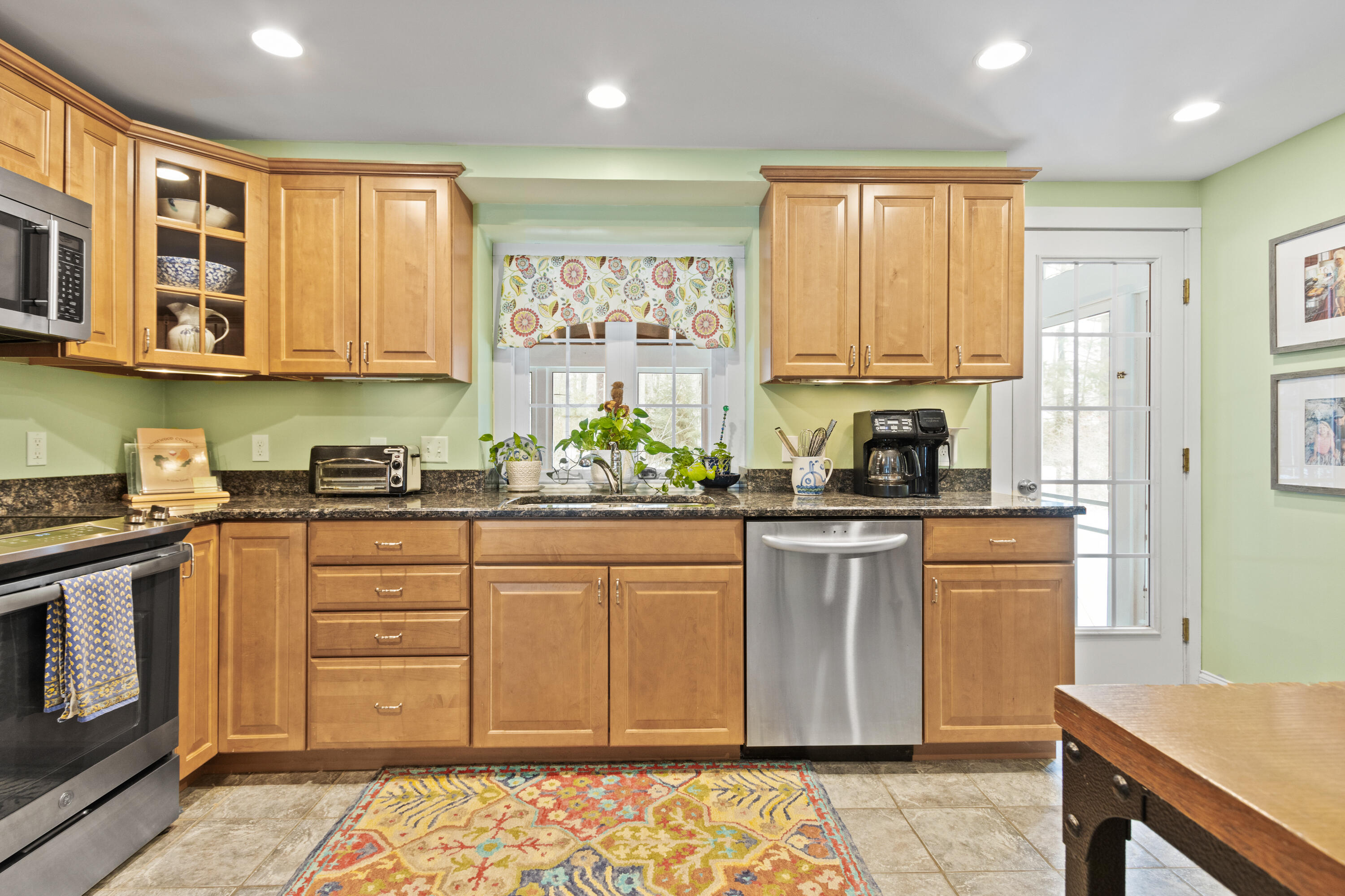 7 Hemlock Circle Scarborough ME 04074