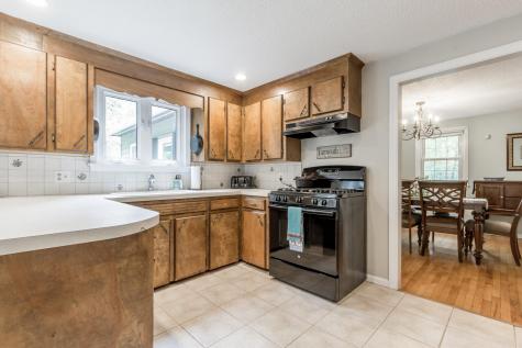 49 Mast Lane Yarmouth ME 04096
