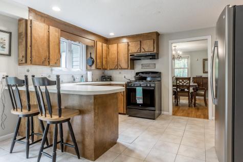 49 Mast Lane Yarmouth ME 04096