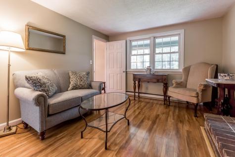 49 Mast Lane Yarmouth ME 04096